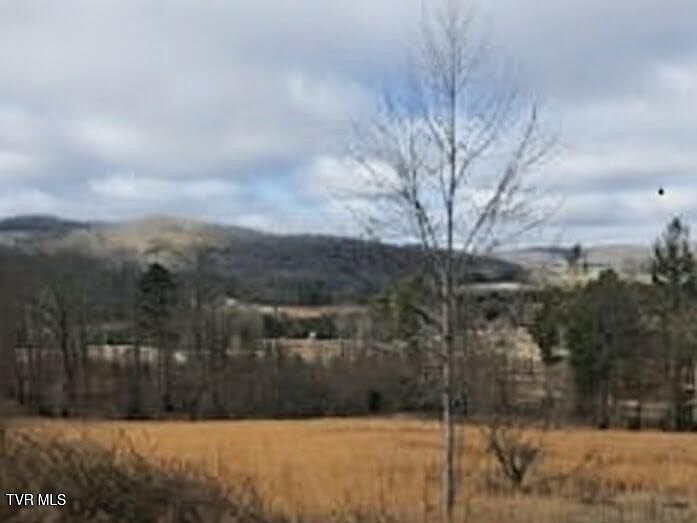 1st image of Pinnacle Pointe Way