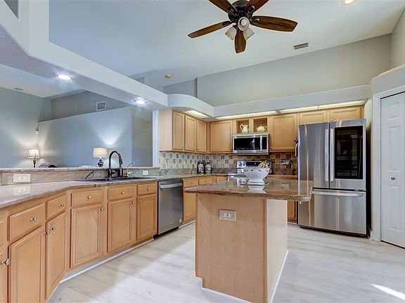 2nd image of 21601 Trumpeter Dr