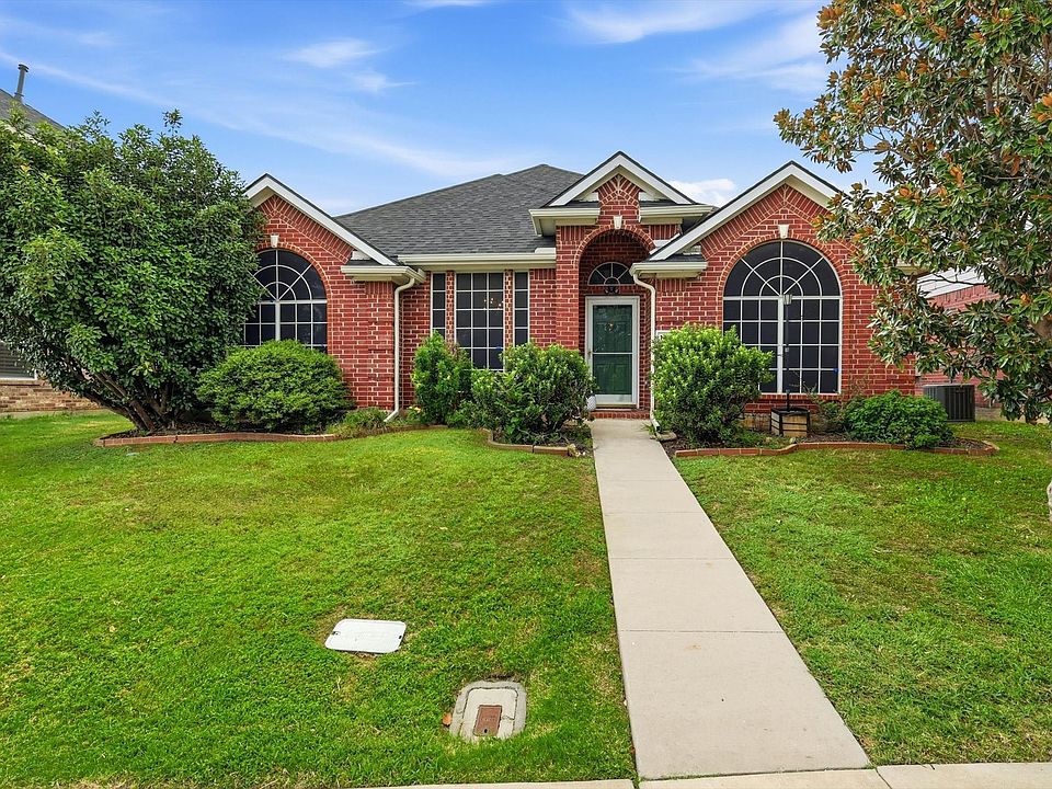 1st image of 1229 Sam Dennis Dr