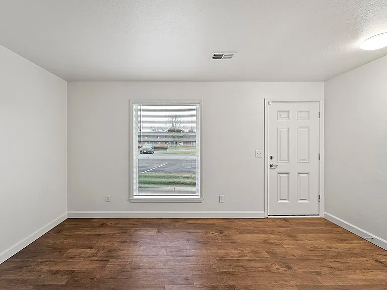 Metro Apartments At Bethalto — Photo 80