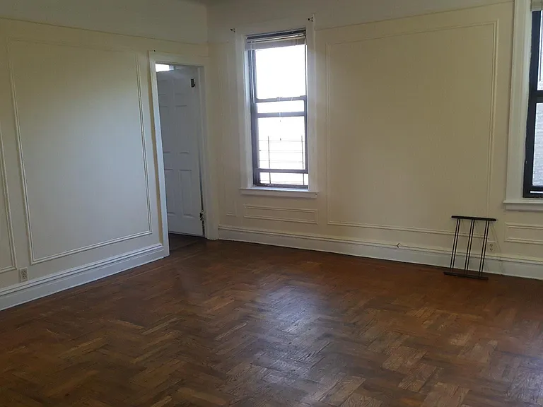 15 Intervale Pl #4B — Photo 16
