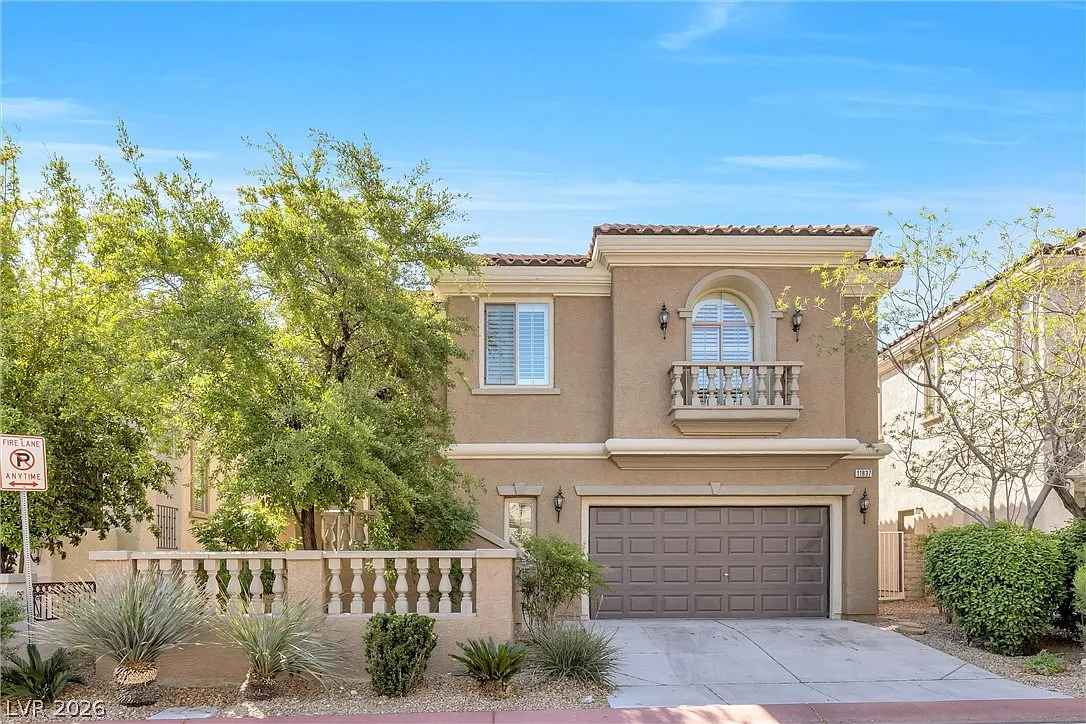 3 bed, 2.5 bath, 1882 sqft, $2,551 — Photo 1