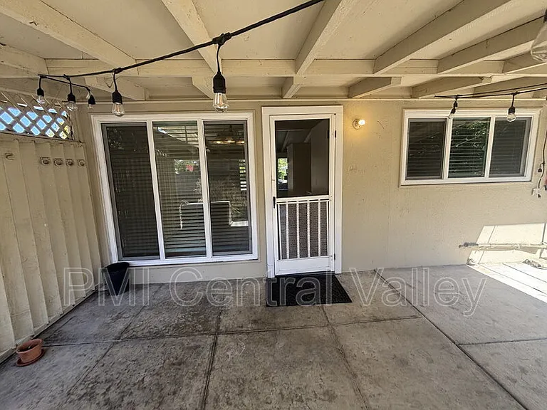 944 Bridgewood Way — Photo 51