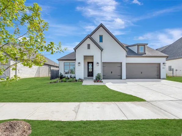 3551 Redbud Flower Trl, Grand Prairie, TX 76084
