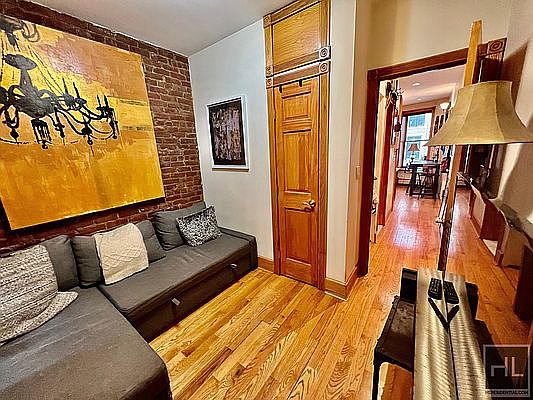 4th image of 598 6th St #1FR