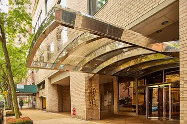 Rented by Sotheby's International Realty