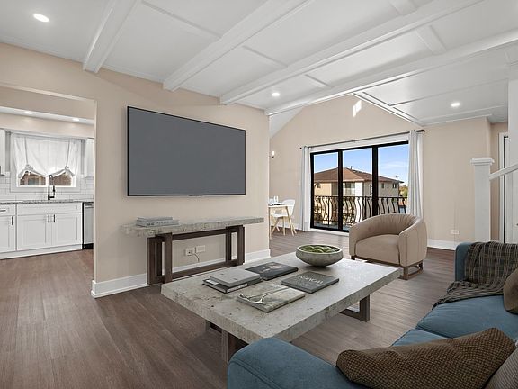 5th image of 16821 S 82nd Ave #3S