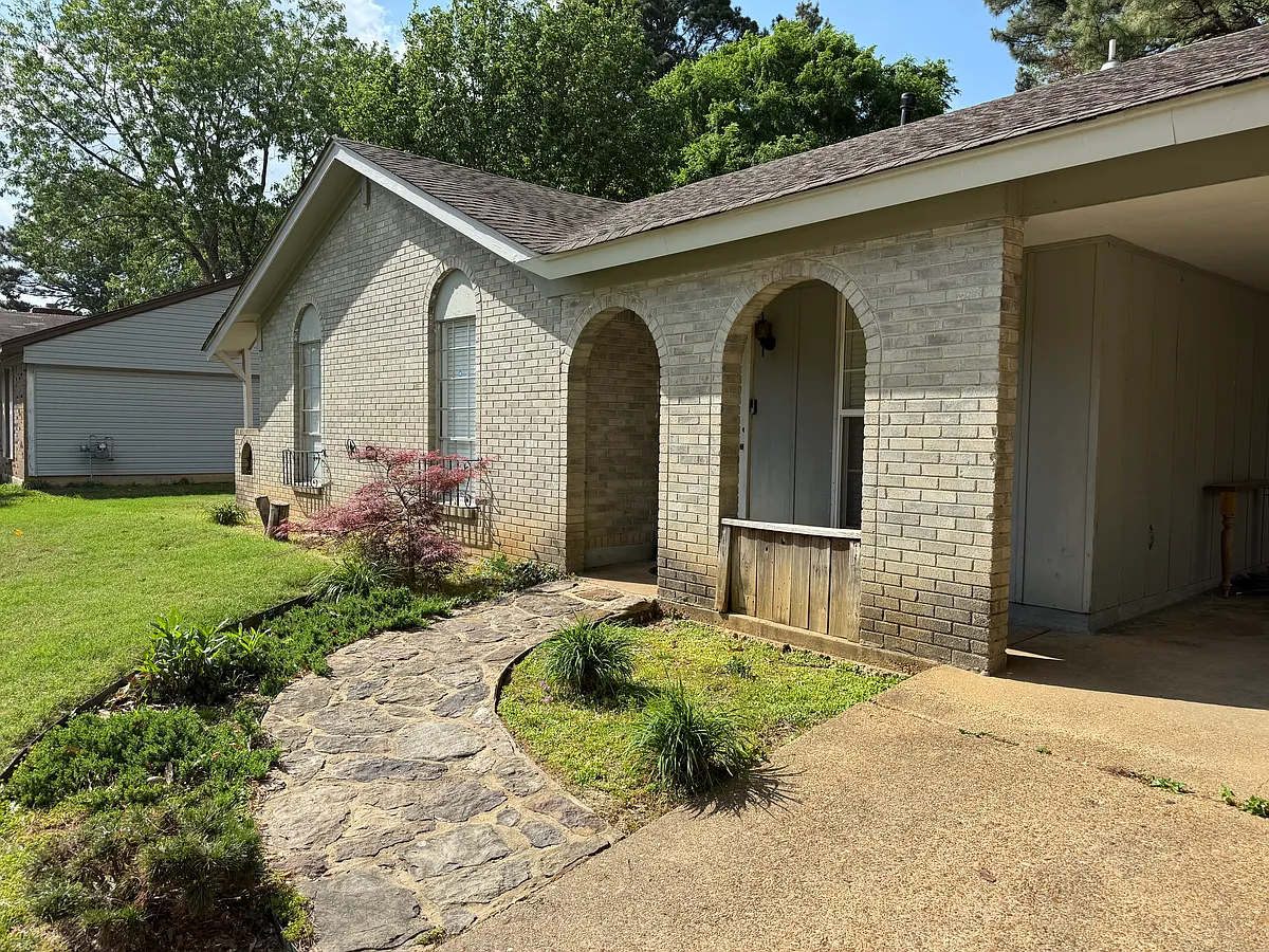 Building Photo - 1748 Newington Cv