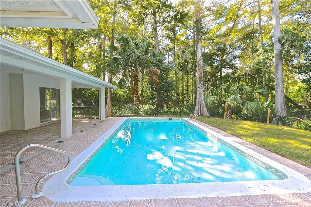 3 bed, 2.0 bath, 1761 sqft, $3,200 — Photo 4