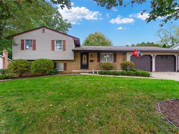 358 Kingwood Dr, Columbiana, OH 44408