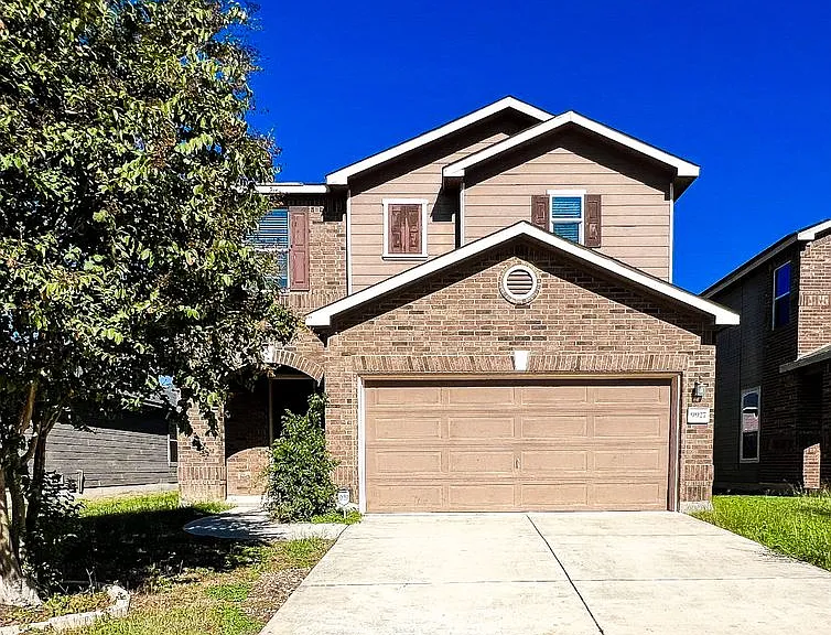 9927 Tampke Fls — Photo 1
