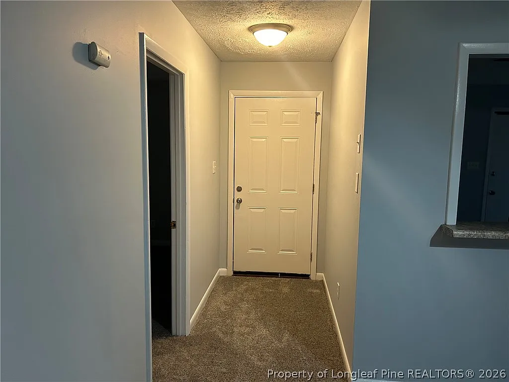 3 bed, 2.0 bath, 950 sqft, $1,650 — Photo 2