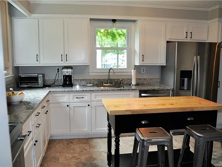 61 Carlyle Rd — Photo 11