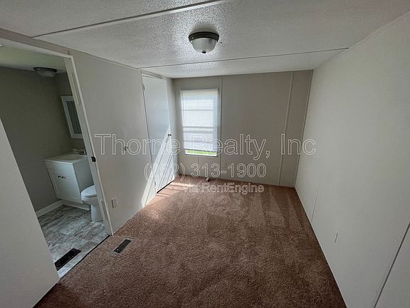 4th image of 39 Travis Ln