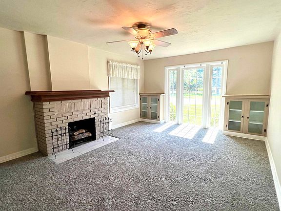 4th image of 900 Circle Dr