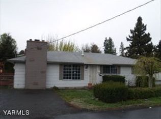 502 W Bartlett Ave, Selah, WA