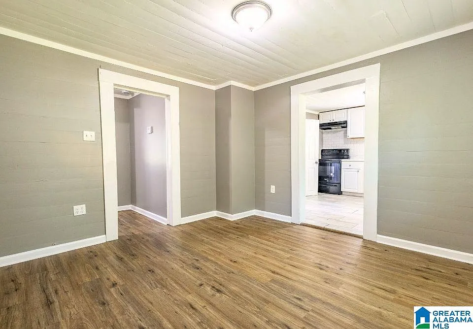 1 bed, 2.0 bath, $1,200 — Photo 4