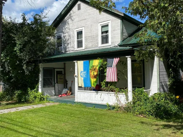 67 Park St, Elizabethtown, NY 12932