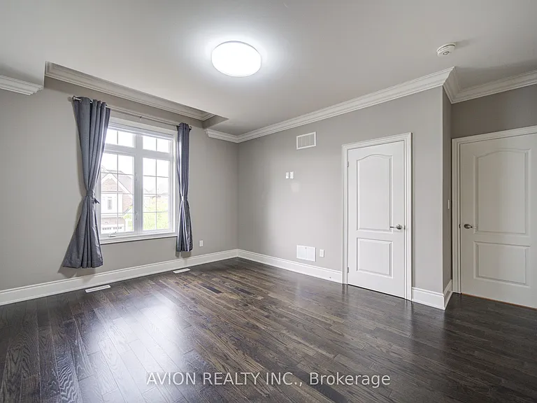 102 Joseph Hartman Cres — Photo 39