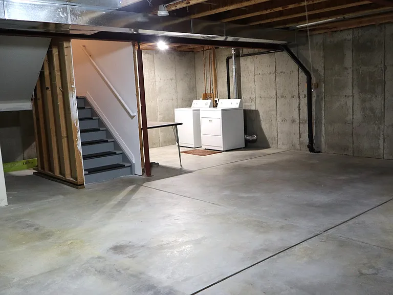 1419 Red Mountain Dr #3 — Photo 11