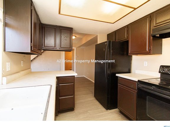 4th image of 6935 W Devonshire Ave Unit 1360