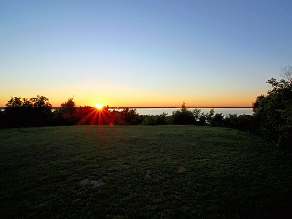2nd image of Wood Lake Dr