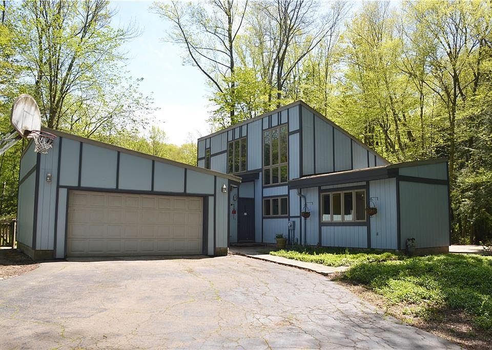 1st image of 6141 Bridlewood Dr