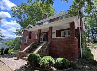 1423 Whitethorn St, Bluefield, WV 24701