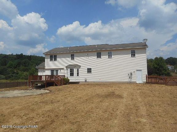 2nd image of 631 Marion Ln