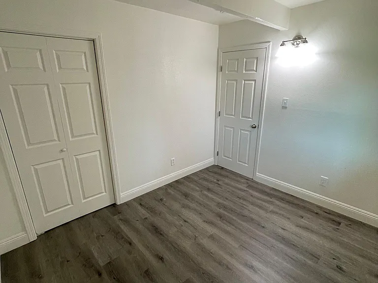 2833 N West Ave #2833 — Photo 15