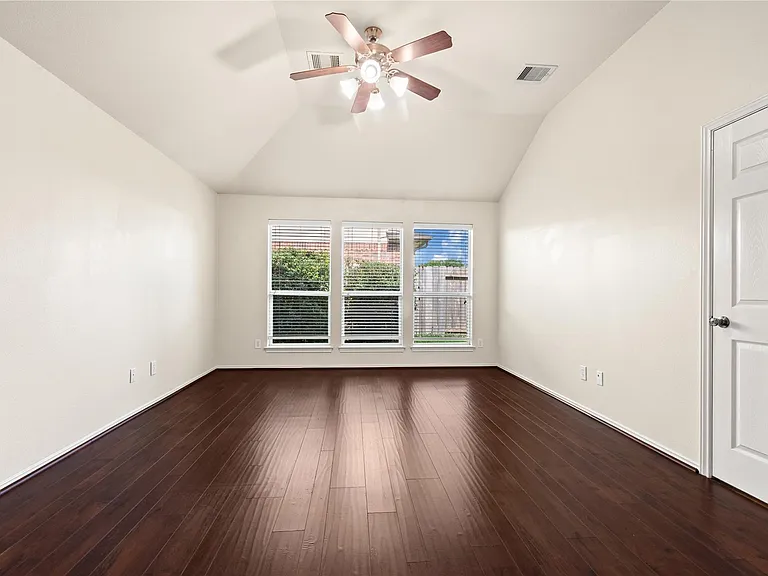 2822 Lakecrest Forest Dr — Photo 18