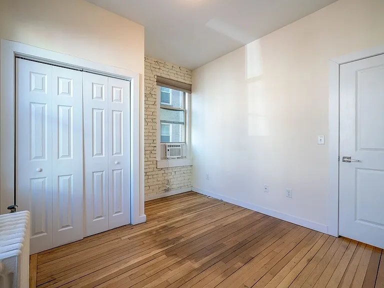 Magnolia Apartments — Photo 44