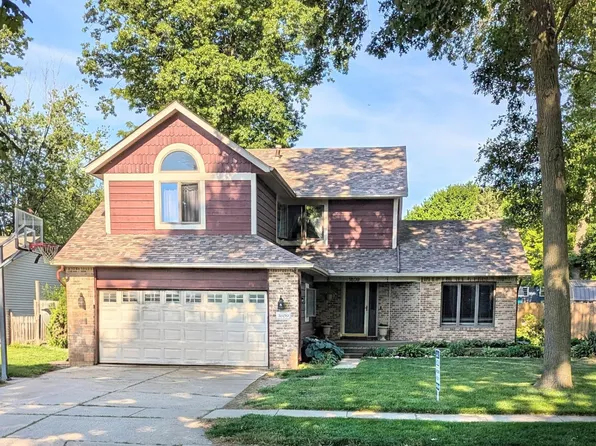 1609 Boca Lago Dr, Valparaiso, IN 46383