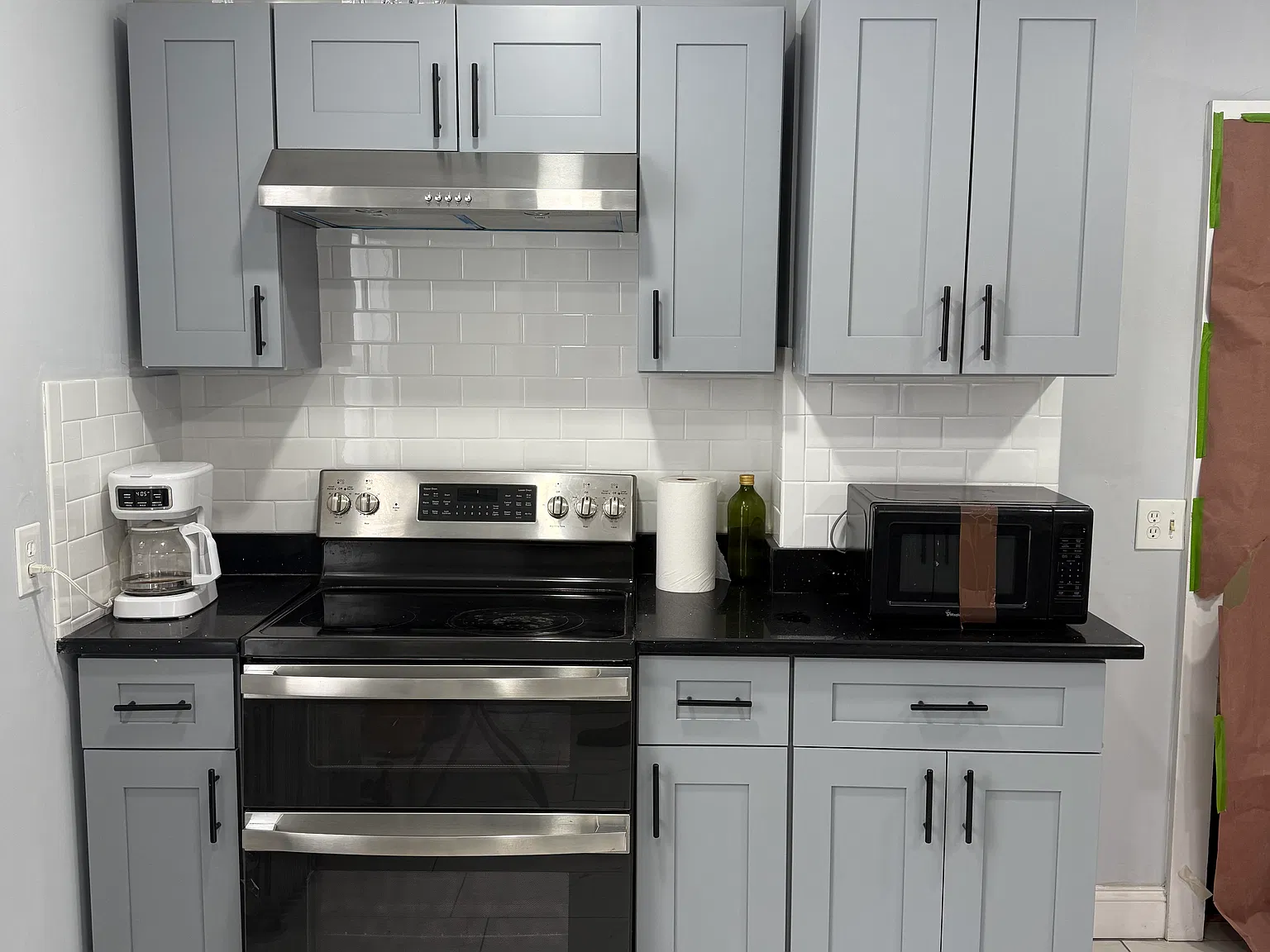 23 Hillside St — Photo 2