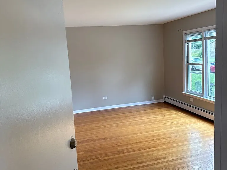 16W780 57th Ct — Photo 13