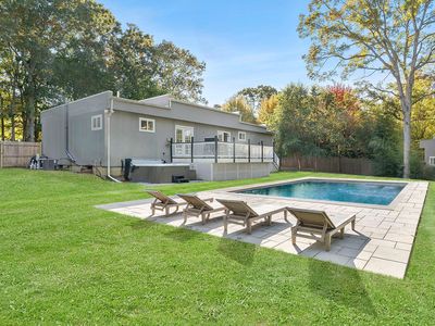 942 N Sea Rd, Southampton, NY, 11968