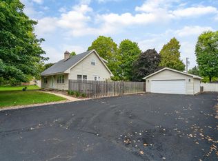 14506 County Road 6, Plymouth, MN 55447