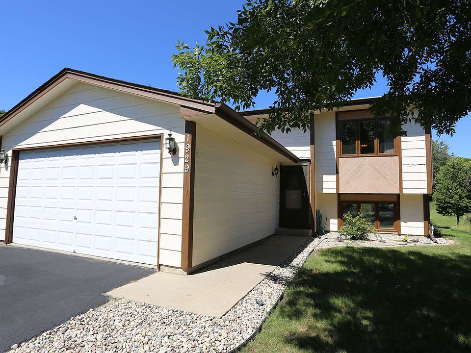 1st image of 1929 Heritage Dr