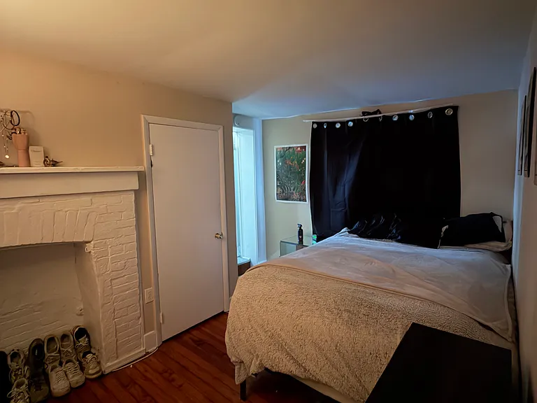 44 Parkin St — Photo 8