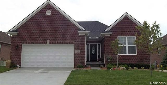 1st image of 322 Red Cedar Dr