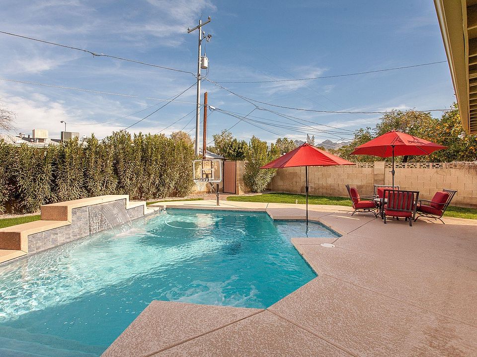 1st image of 830 E El Caminito Dr