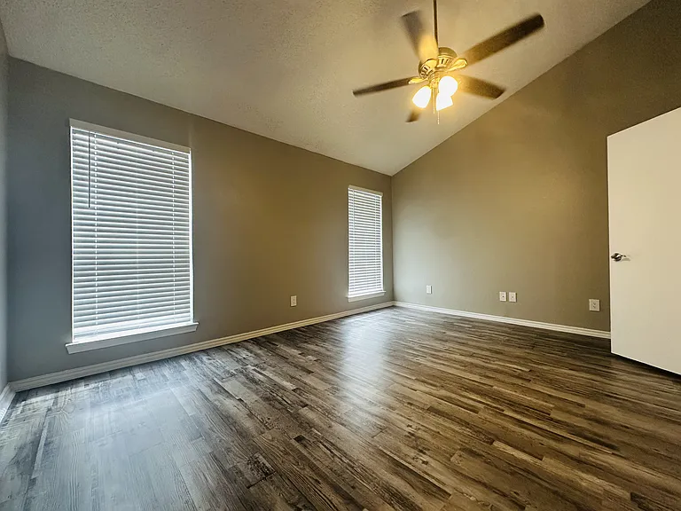 1601 Wynn Joyce Rd — Photo 38