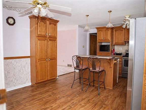 5th image of 1092 Williams Dr