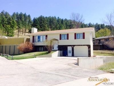 3460 Chapel Ln, Rapid City, SD, 57702