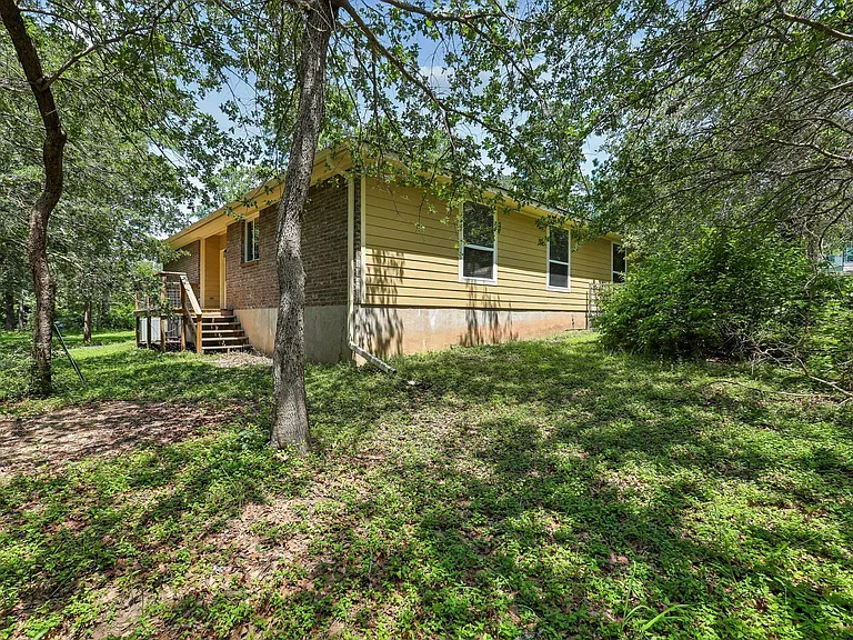 133 N Kanaio Dr #B — Photo 23