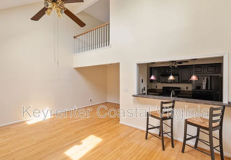 922 Pocahontas Ct — Photo 5