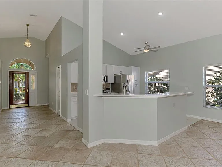 5271 Highbury Cir — Photo 12