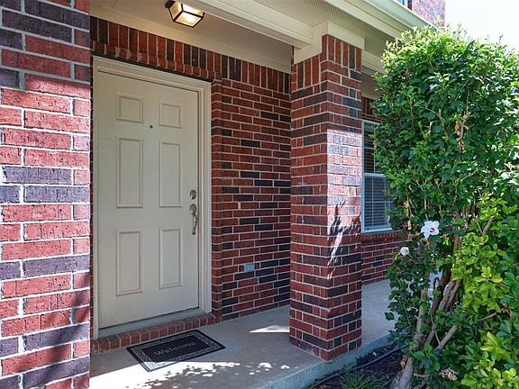 4th image of 6004 Brookside Dr
