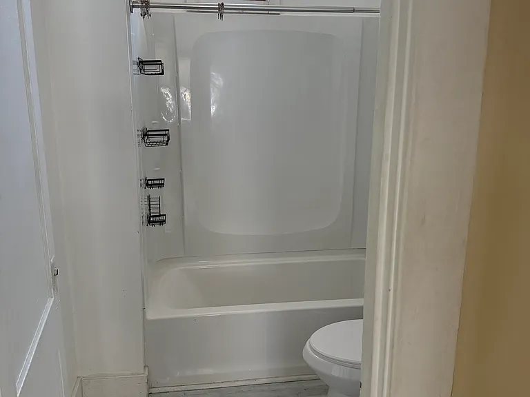 815 Campbell Ave #1 — Photo 11