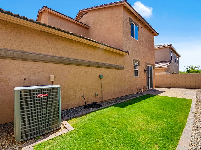 4036 E Carla Vista Dr — Photo 39